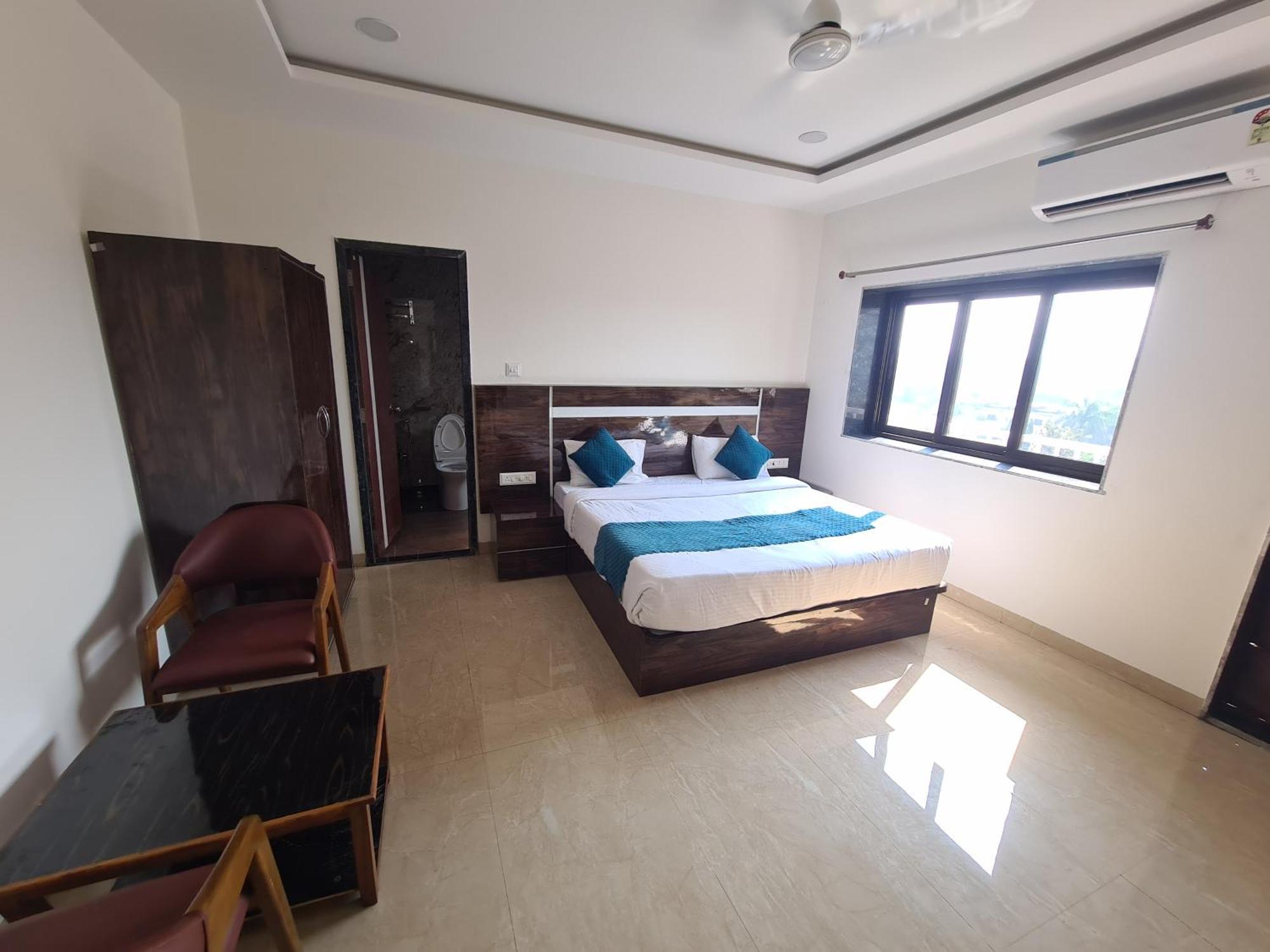 Hill View Hotel By Bil Lonavala Ngoại thất bức ảnh