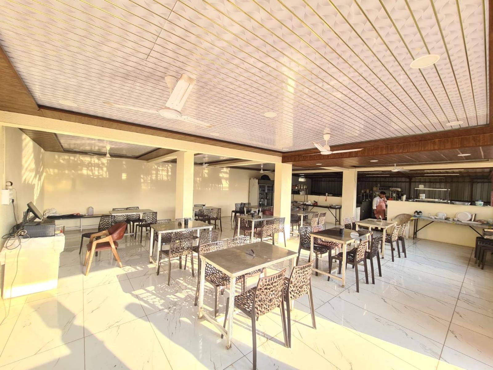 Hill View Hotel By Bil Lonavala Ngoại thất bức ảnh