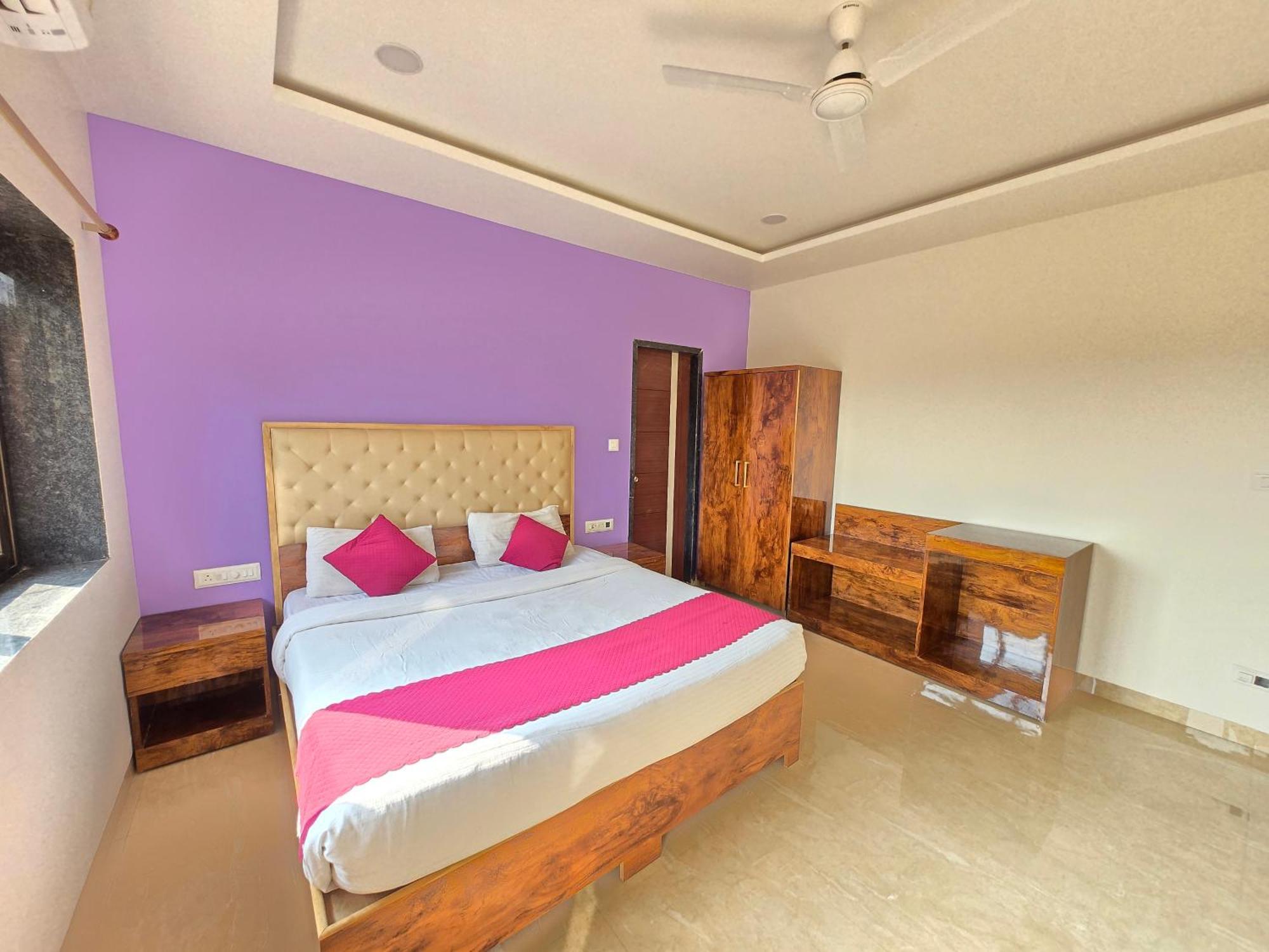Hill View Hotel By Bil Lonavala Ngoại thất bức ảnh
